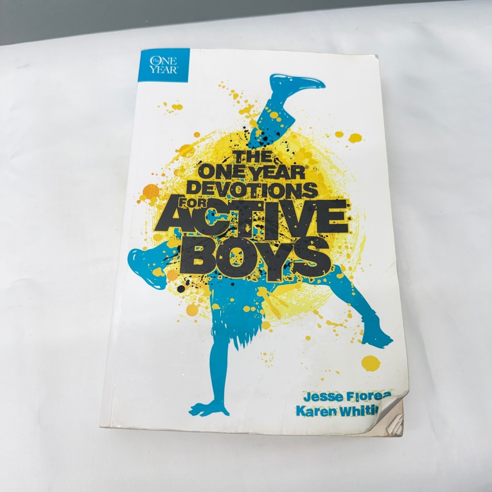 One Year Devotions for Active Boys Tyndale‎ 9781414394046